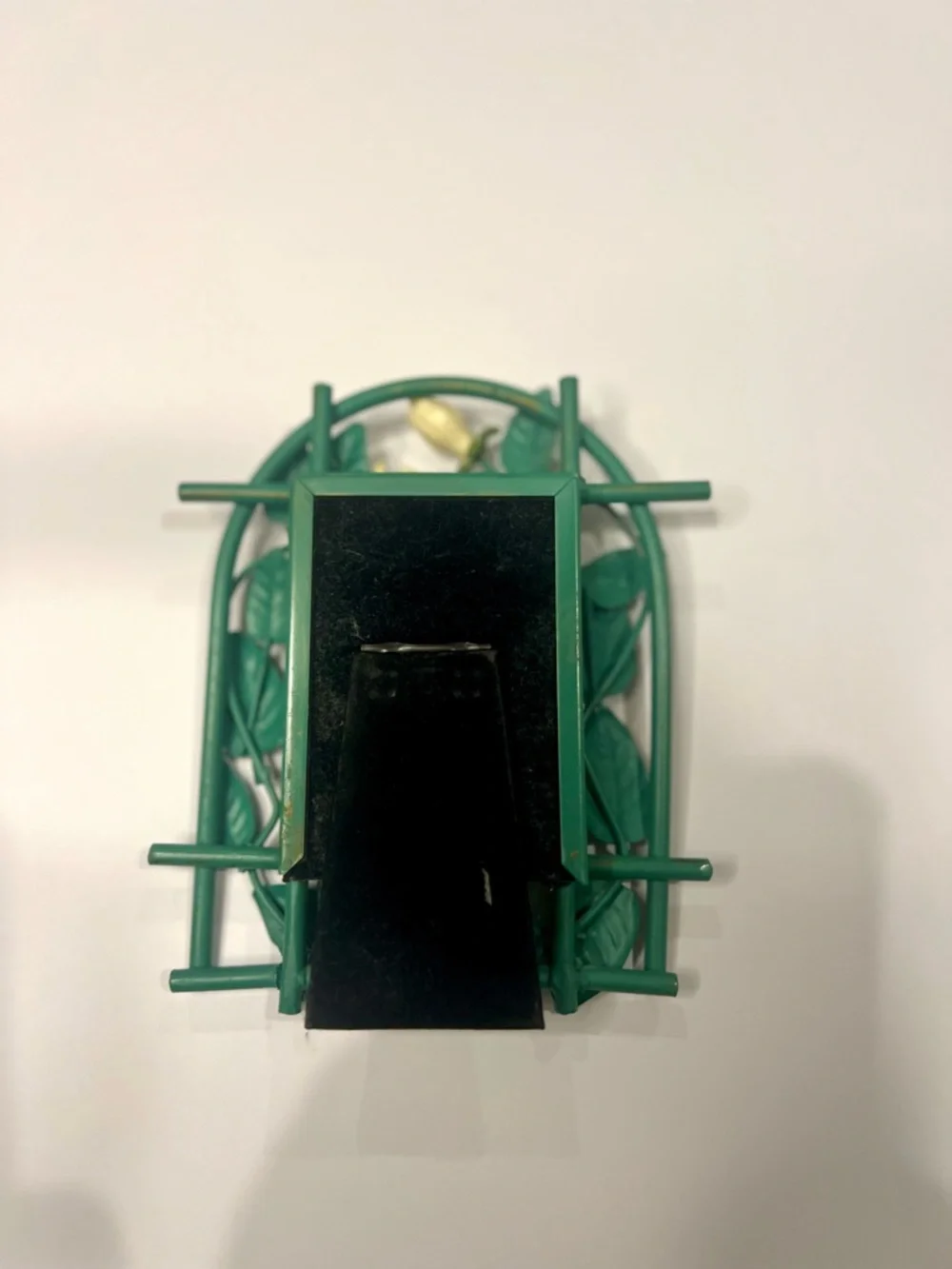 Frame-A-Memory Floral Green Photo Frame‎ by Dennis East